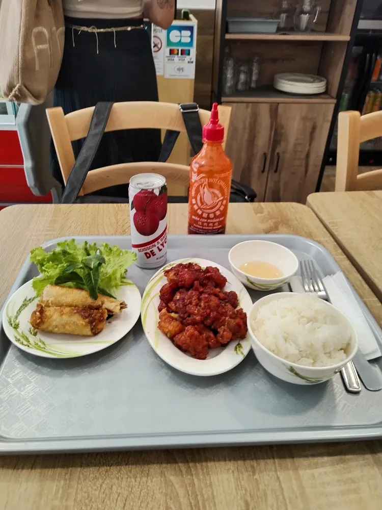 Poulet Croustillant Et Nems